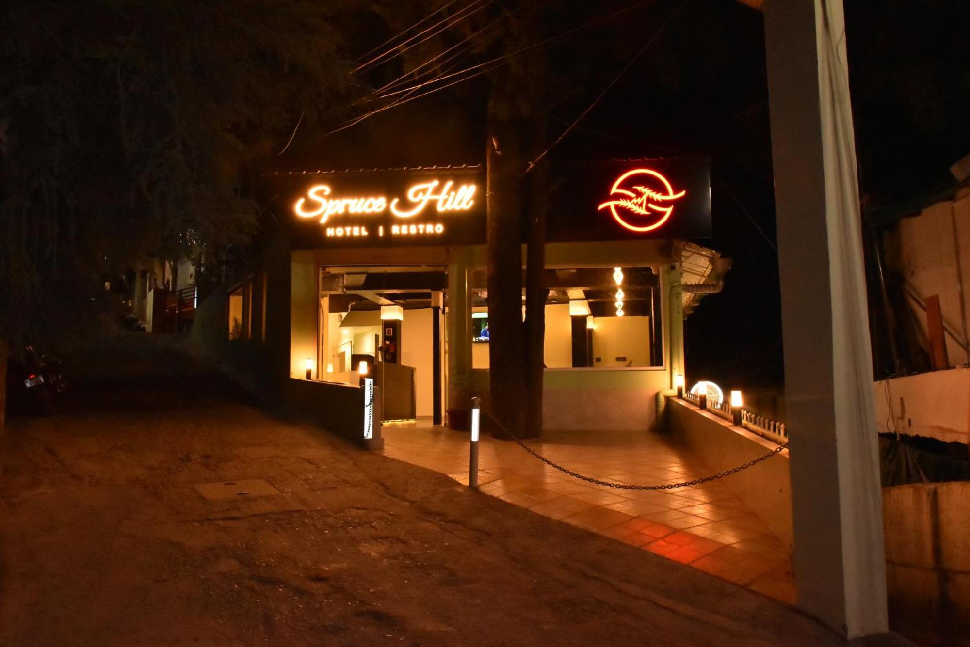 Spruce Hill Hotel & Restro Нейнитал Екстериор снимка